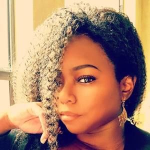 Meet your Posher, April